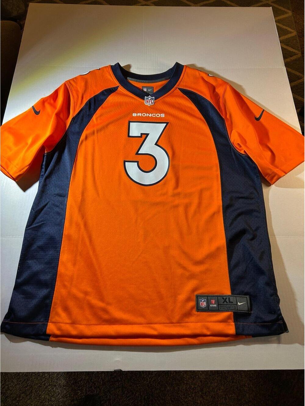 NIKE NFL Denver Broncos Jersey 3 Wilson in Orange Size XL